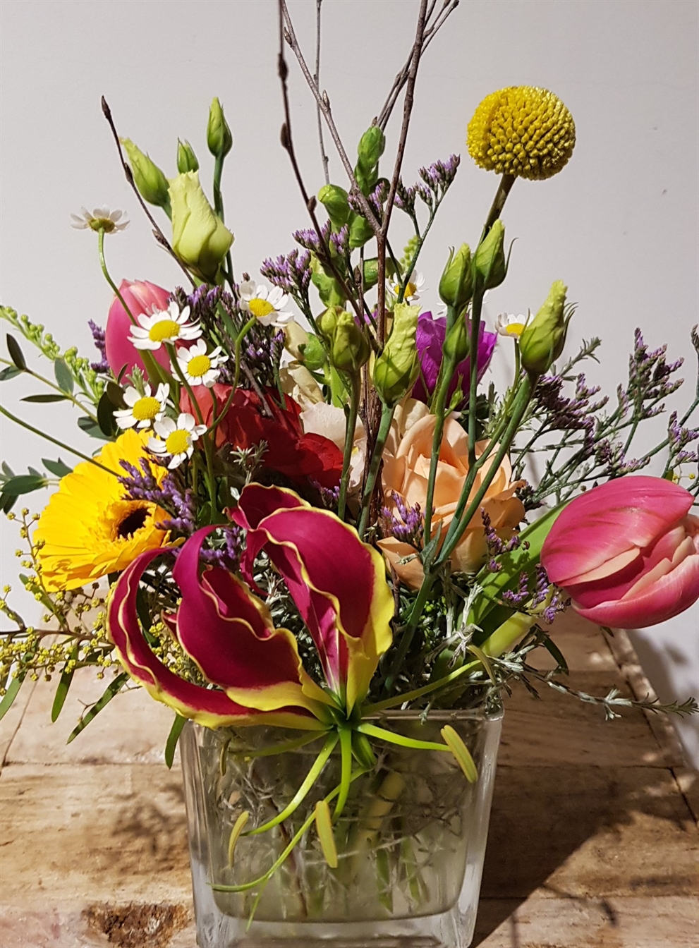Glazen Accu bak met pluk boeket Glazen Accu bak met pluk boeket
